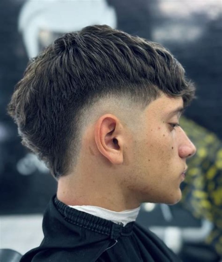 23 Incredible Burst Fade Haircuts for Men (2020 Trends)