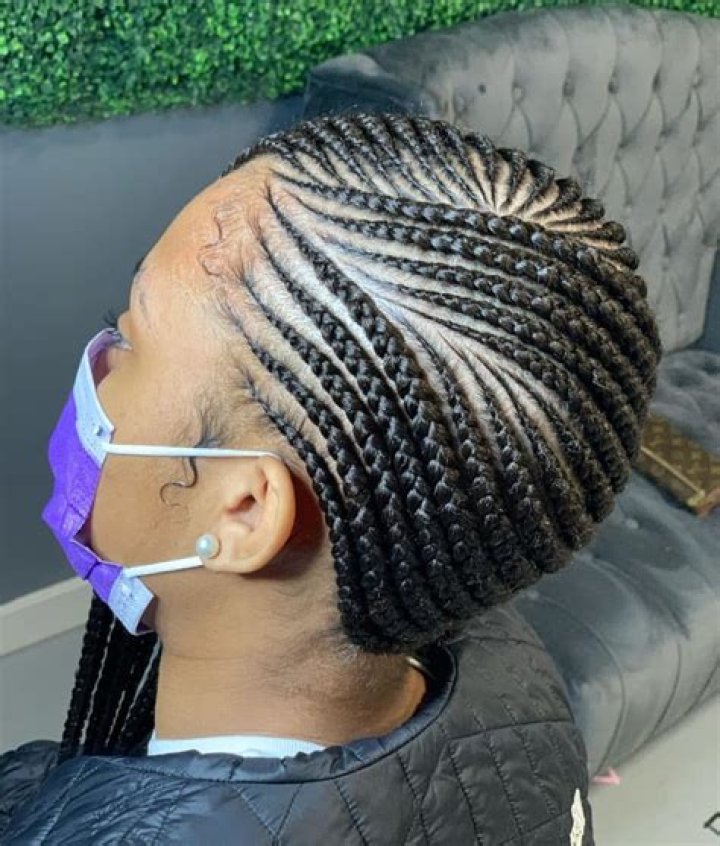 35 Lemonade Braids Styles for Elegant Protective Styling