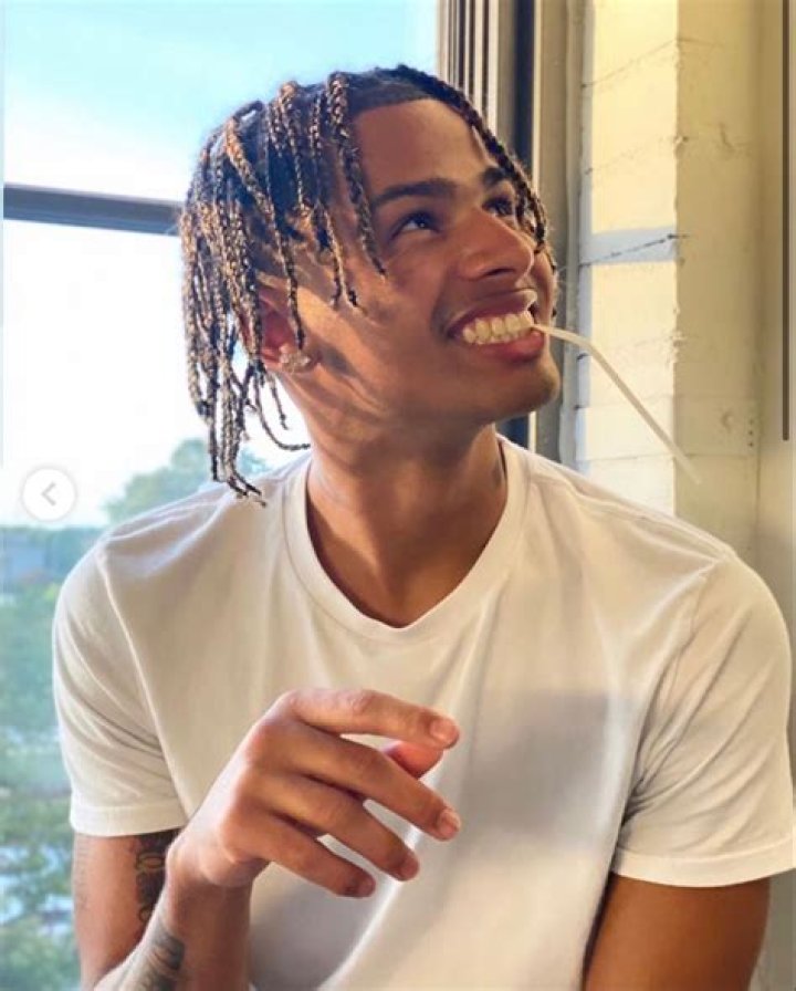 9+ Nice Light Skin Braids Hairstyles