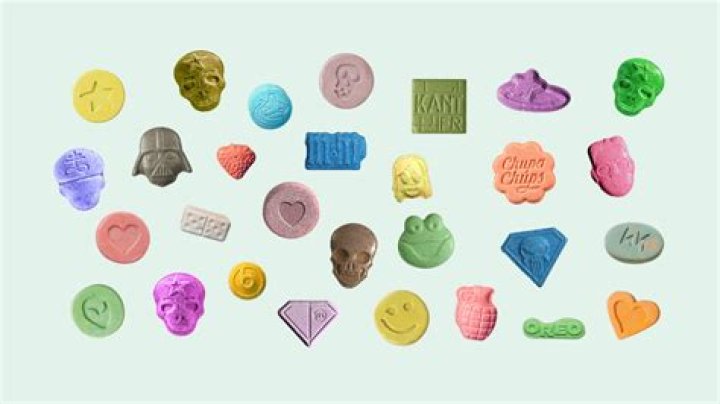 Acid Test: LSD, Ecstasy & Their Healing Power Explored in LSD & Ecstasy Healing PDF