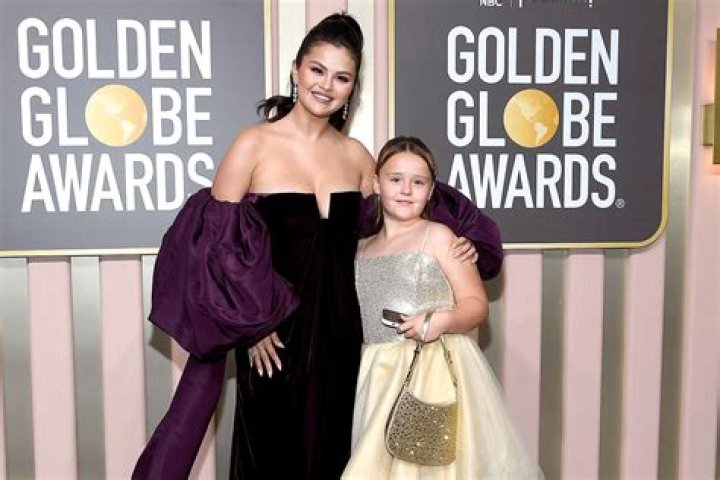 Adorable Selena and baby r/SelenaGomez