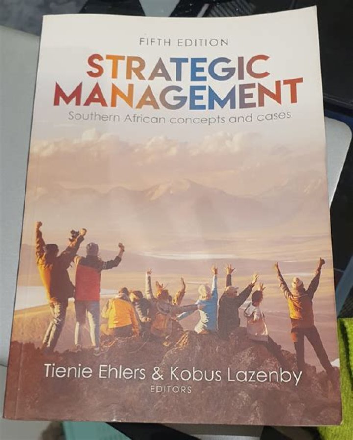 Master Advertising Management: Essential Textbook PDF for Students & Professionals
