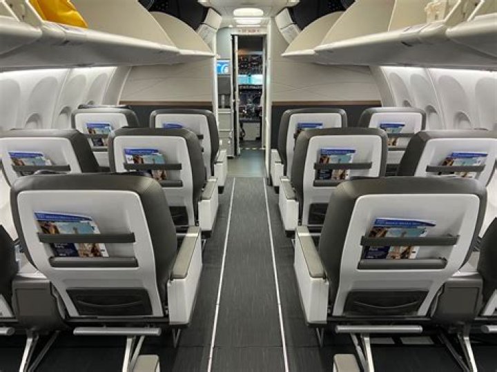 Alaska Airlines Movies List PDF – Watch Entertainment While Flying