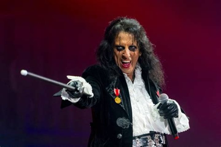 Alice Cooper's Kids The Heirs To The Shock Rock Throne