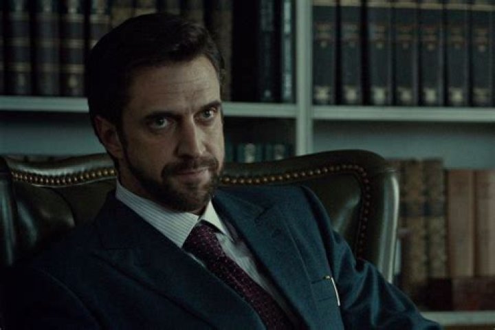 All About Ral Esparza: Notable Movies And TV Performances