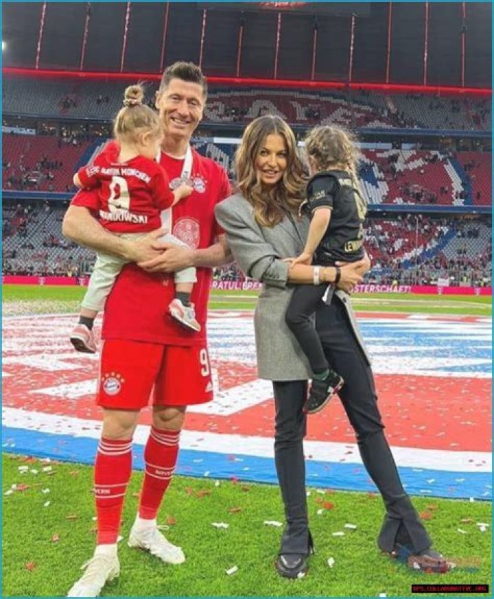 All about Robert Lewandowski's family, marriage, wife and kids DNB