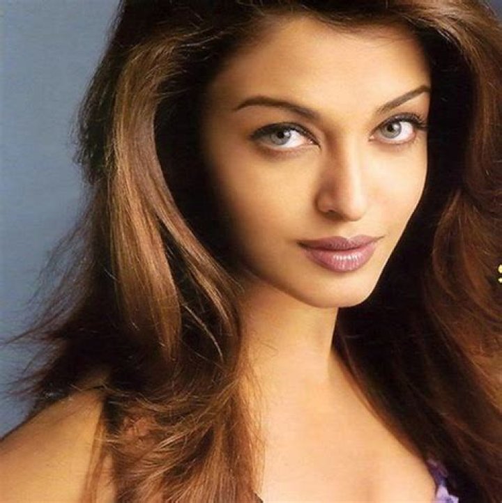 All Bollywood Actress Name List with Photos PDF Download