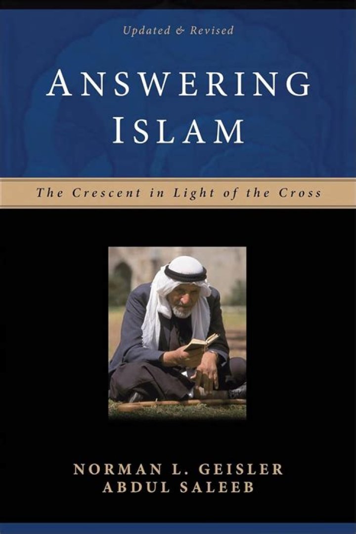 Answering Islam: The Crescent and the Cross in Comparative Light