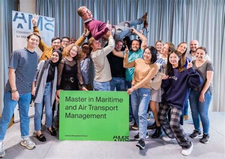 Antwerp Management School PDF Brochure: Master Innovation & Entrepreneurship