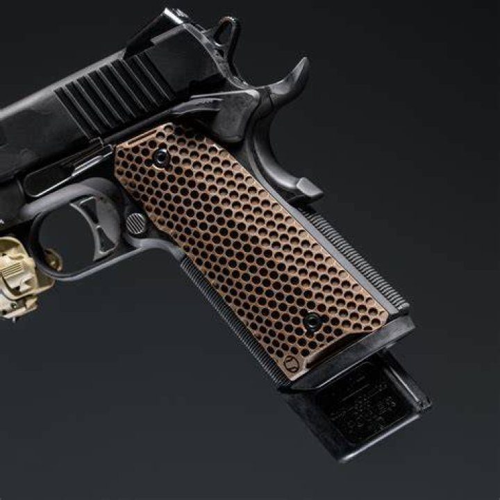 Are magwell grips good?