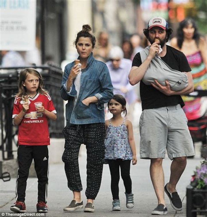 Blended brood Last Friday, Russell and her babydaddy Matthew Rhys
