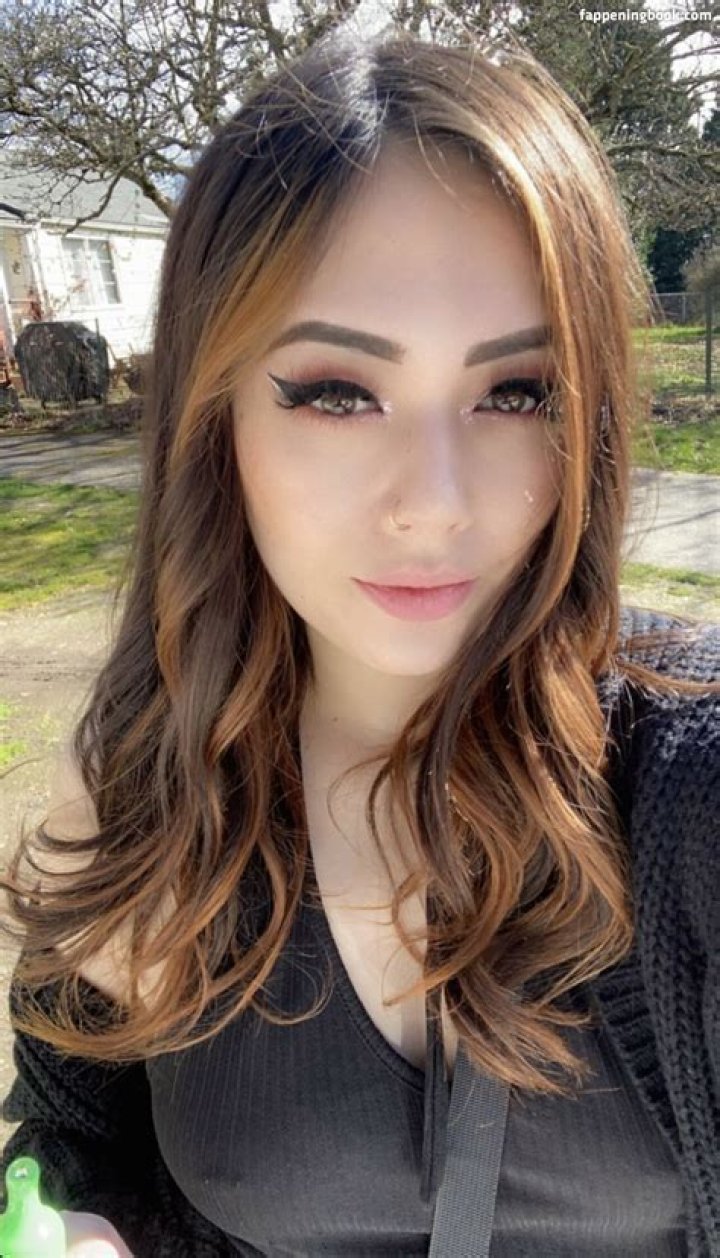 Brookemarkhaa / TattedTeddy / bmarkhaa Nude Leaks OnlyFans Photo 6
