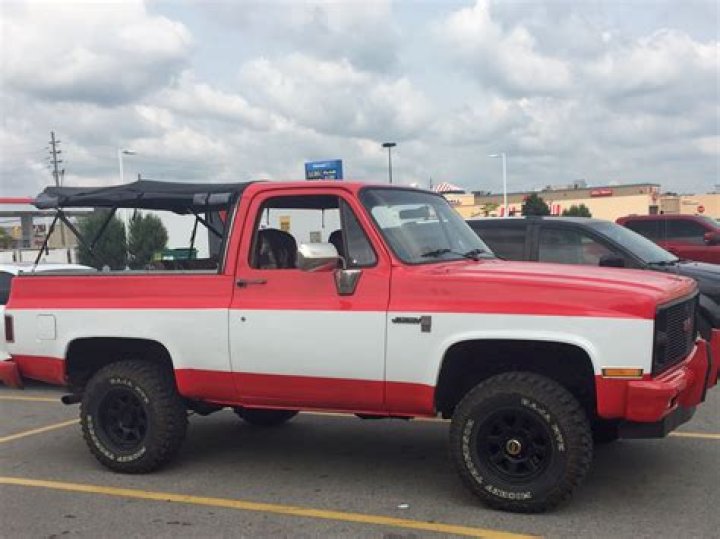 Came across this customized old Jimmy today Trucks