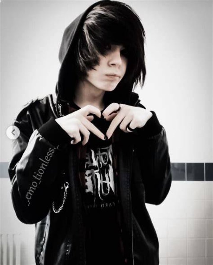 Can Emos have white hair?