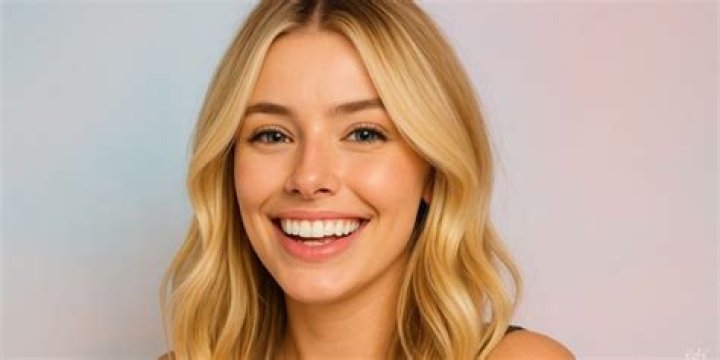 Corinna Kopf Bio, Net Worth, Dating History, Boyfriend, Nationality, Age, Birthday, Parents