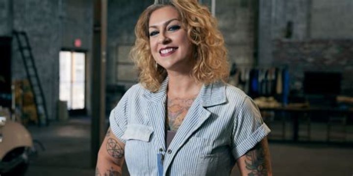 Danielle Colby A Look Into The Life Of The 'American Pickers' Star HabitTribe