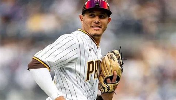 Does Manny Machado Have A Brother? Sister Yasmine Nunez