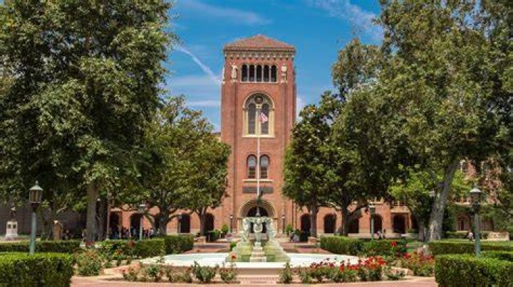 Does USC have an English major?