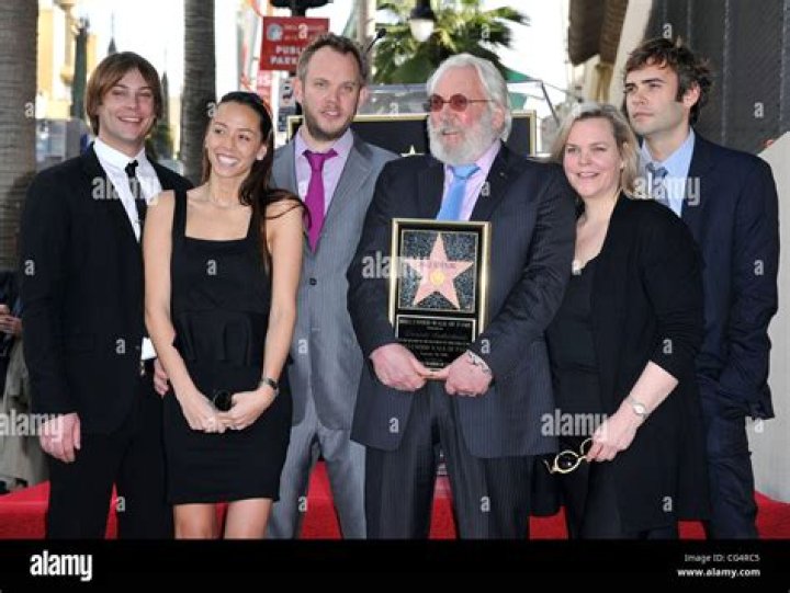 Donald Sutherland and family Donald Sutherland receives the 2,430th