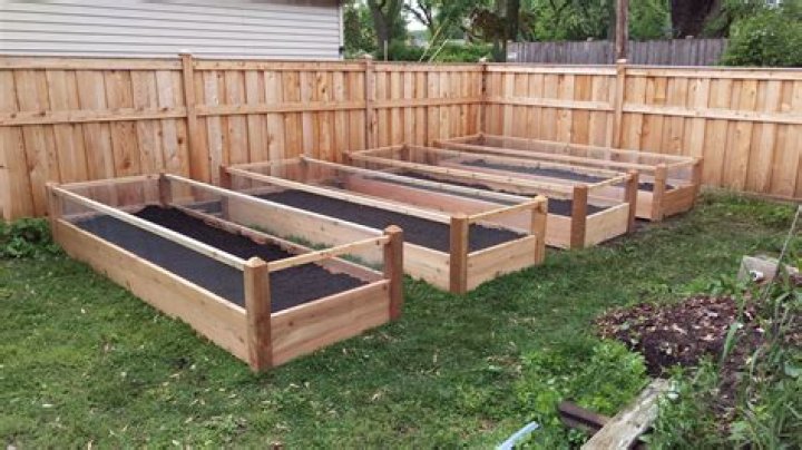 Enclosed Raised Garden Bed Plans PDF – Grow More with Ease