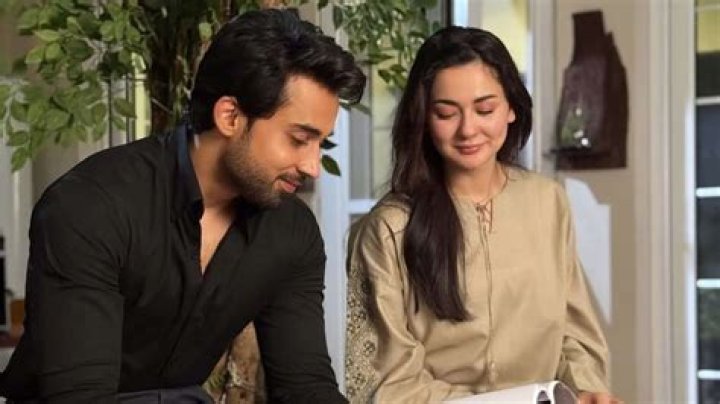 Hania Amir Age, Instagram, Dramas and complete information