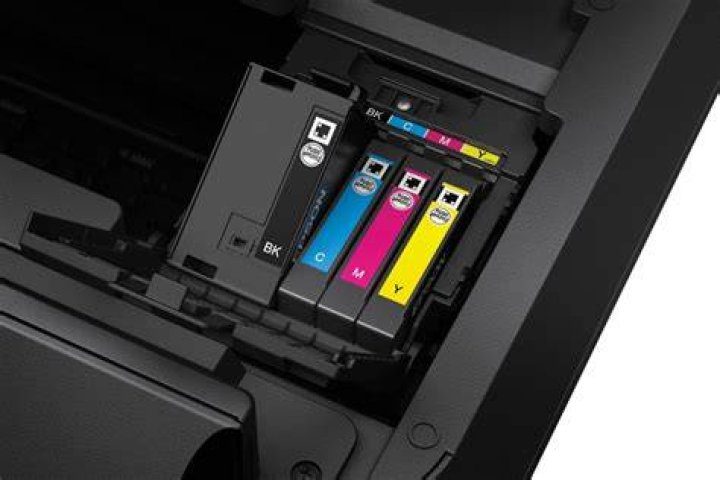 How do I change the ink on my Epson WorkForce 7620?