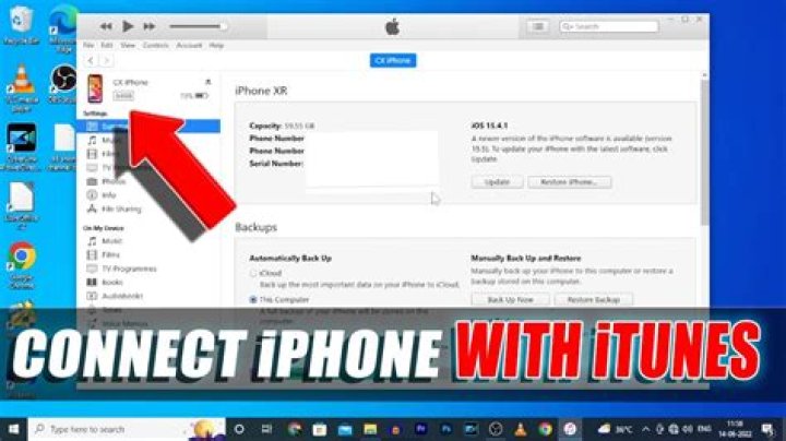 How do I download iTunes to my iPhone 4s?