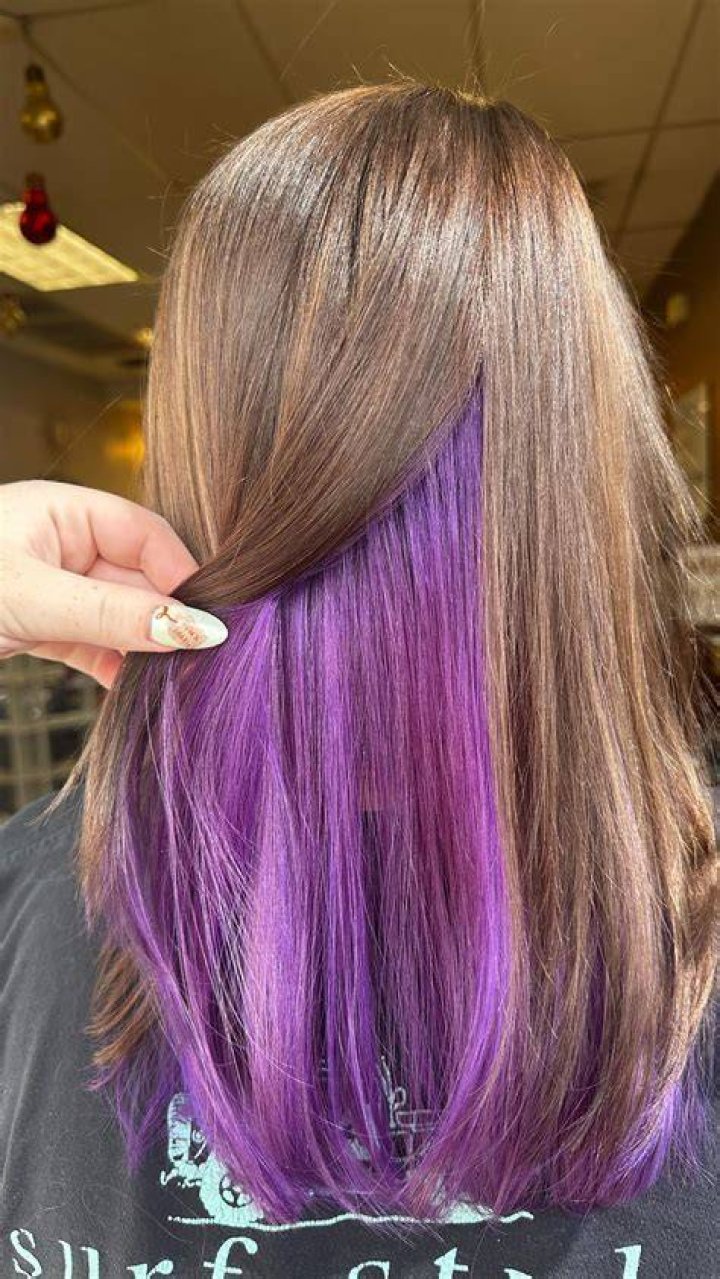 How do I get my hair from brown to purple?