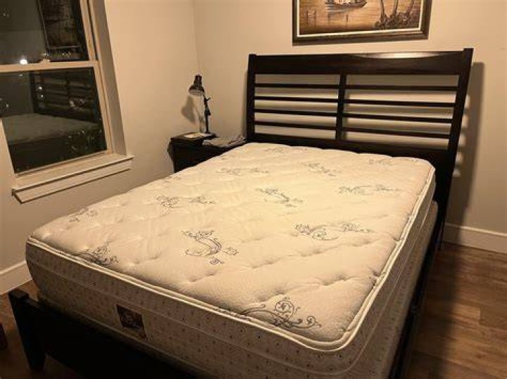 How do I get rid of a mattress in Mecklenburg County?