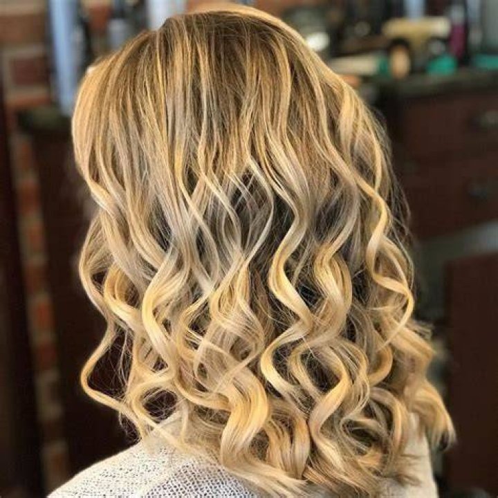 How do you keep your hair curled for a long time?