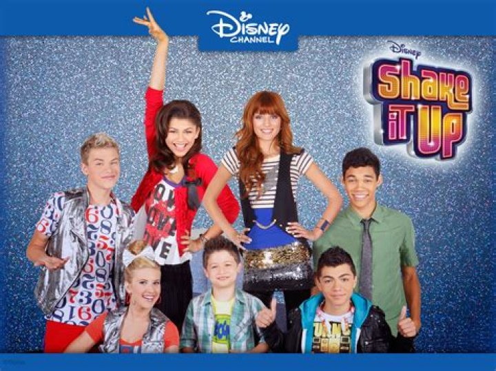 How many episodes are in season 3 of shake it up?