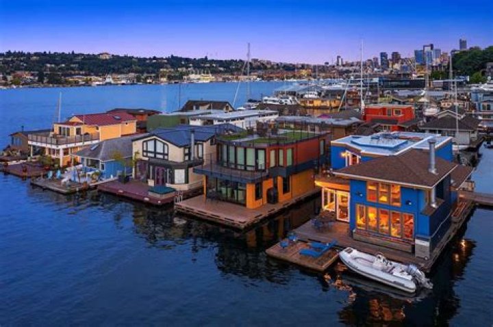 How much is a houseboat in Seattle?