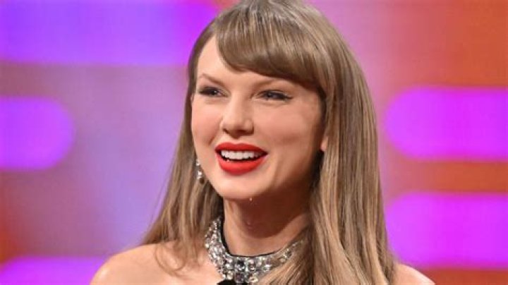 How Taylor Swift Dealt With Her Parents' Separation