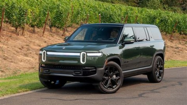 Is The Rivian R1S The Ultimate Electric Sport Utility Vehicle