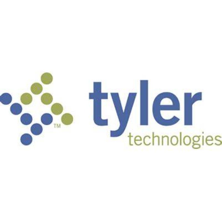 Is Tyler Munis cloud based?