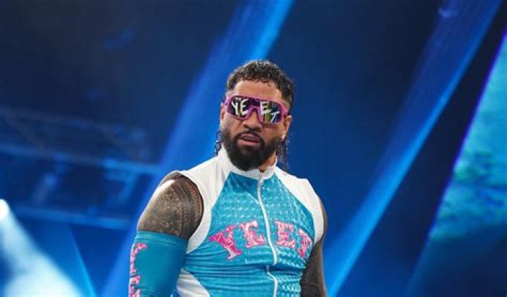 Josh Fatu aka Jey Uso with his sons Wwe live events, Wwe superstars, Wwe