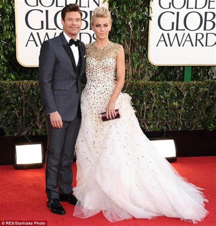 Julianne Hough Height Weight Age Body Stats Affairs Boy Friends Details