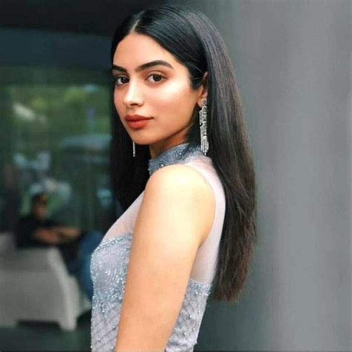 Khushi Kapoor's Christmas Album Featuring Sister Janhvi, The Archies Co