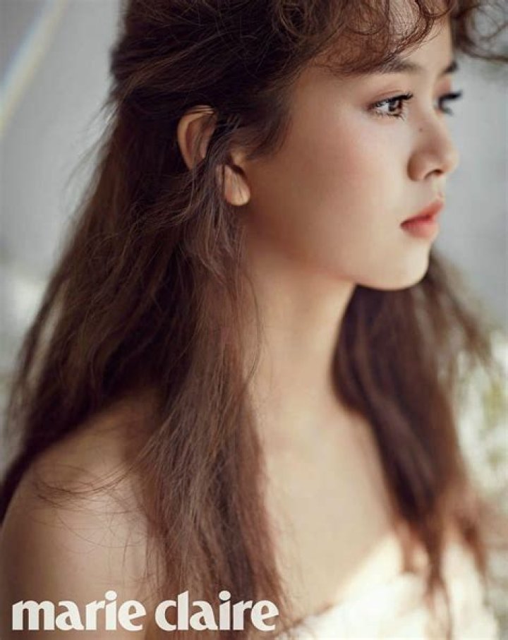 Kim So Hyun Marie Claire Magazine January Issue... Korean