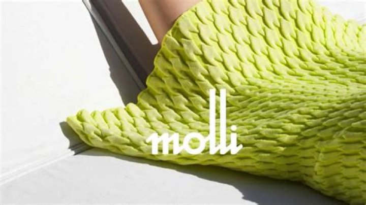 Molli Paris. (molli_1886) • Instagramfoto's en video's