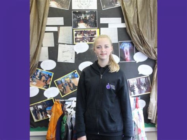 Molly wins national drama competition the Deaf Academy