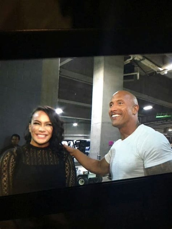 Nia Jax, Dwayne "The Rock" Johnson Daughter, His Mom,Family Dwayne