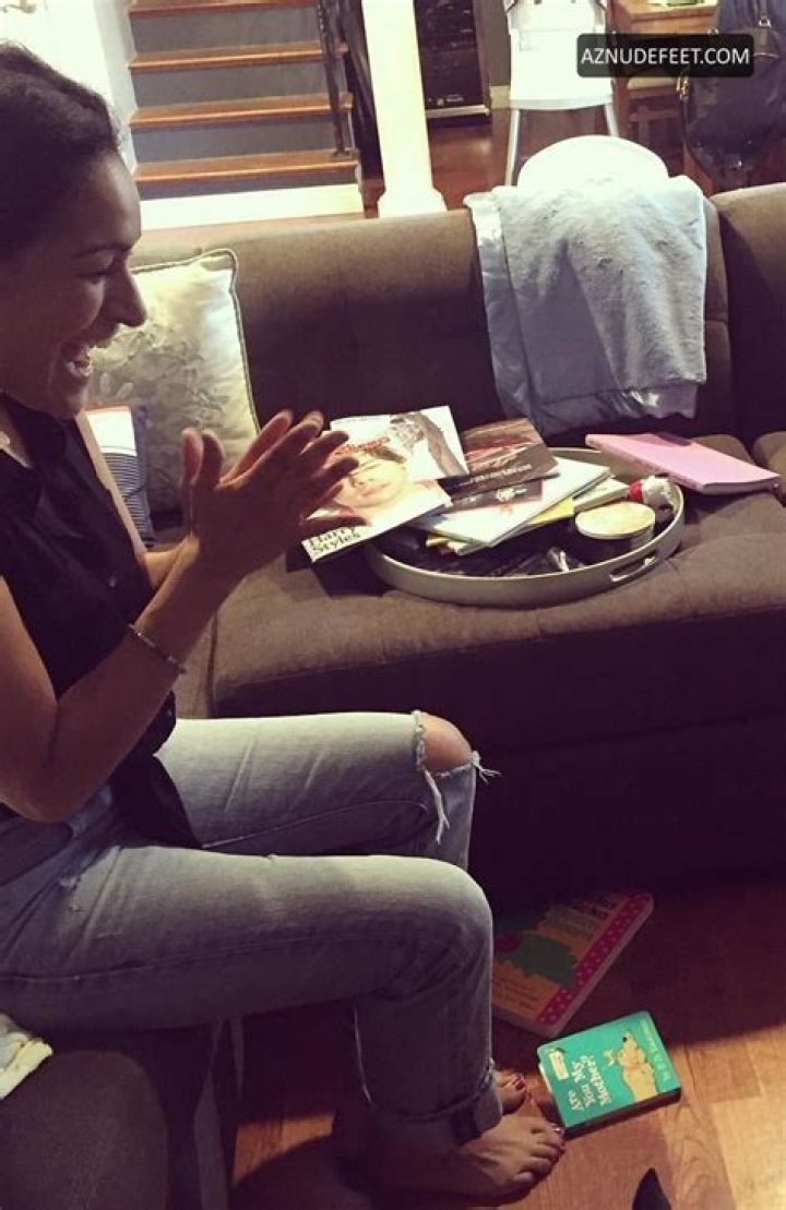 NICOLE SHALHOUB Feet AZNudeFeet