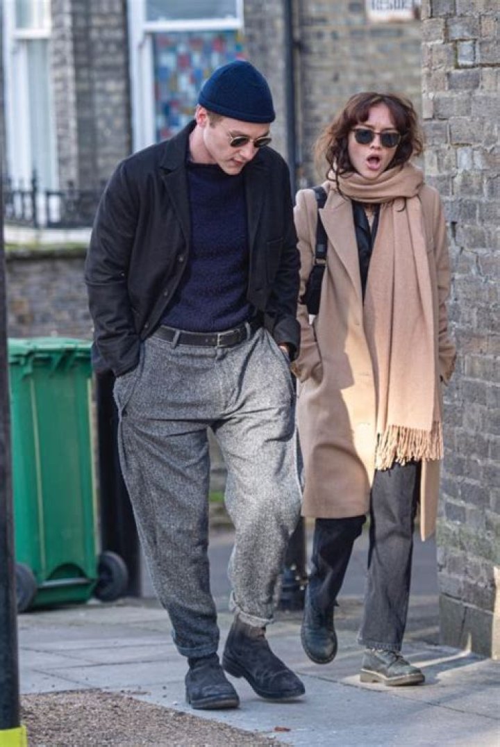 OLIVIA COOKE and Ben Hardy Out Shopping in Primrose Hills 04/10/2020