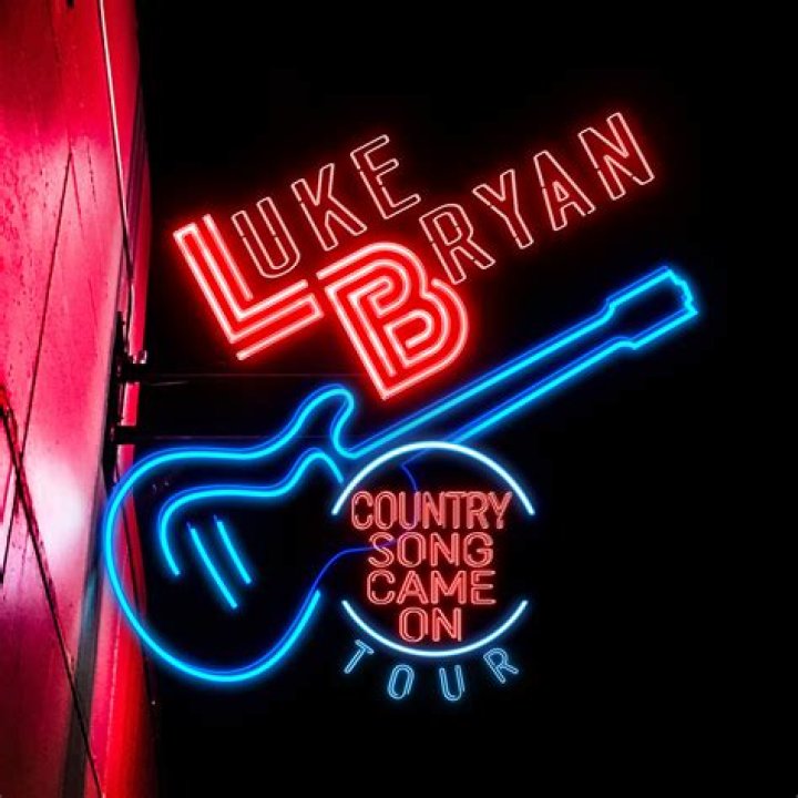 Pressroom LUKE BRYAN DROPS BY THE STUDIO WITH THE ACM LIFTING LIVES