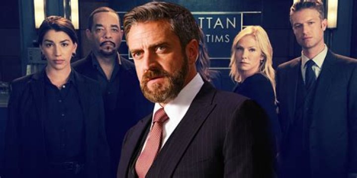 Raúl Esparza Movies and TV Shows, Nationality, Young, Height, Singing