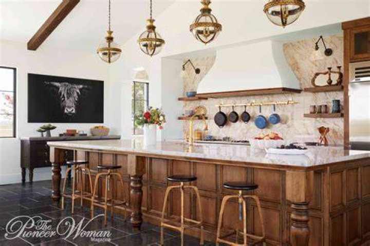 Ree Drummond New Home Photos Oklahoma House Pictures Closer Weekly