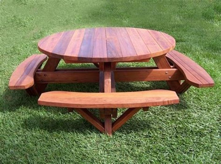 Download Free Round Picnic Table Plans PDF