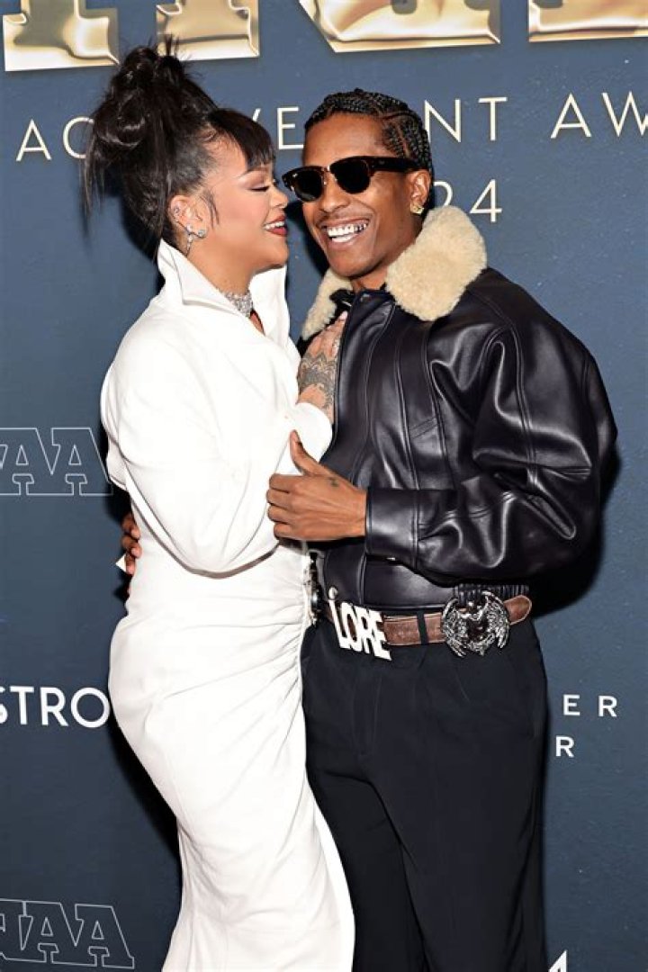 Sha&rsquo;Carri Richardson Reveals Rocky Relationship w/ Female Jamaican