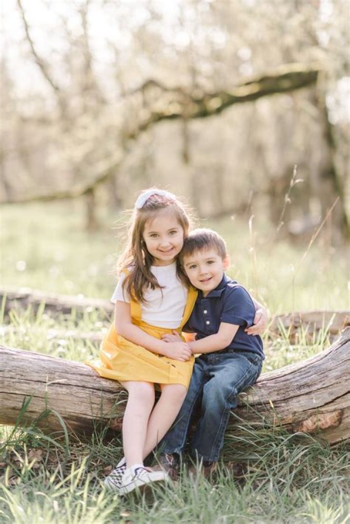 Sibling Photography Poses, Sibling Photo Shoots, Photo Poses, Older